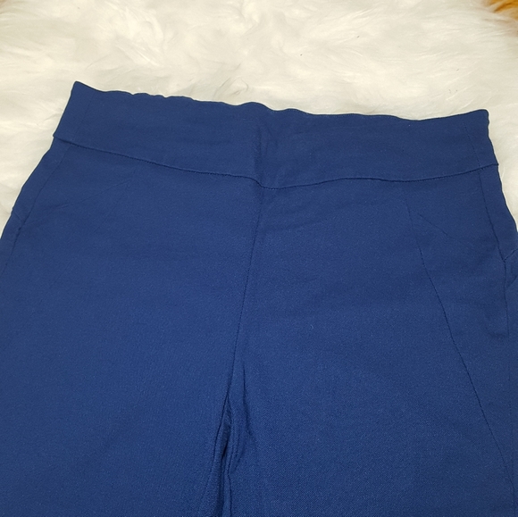 RW&Co Modern Stretch Cropped Blue Legging - Picture 7 of 11